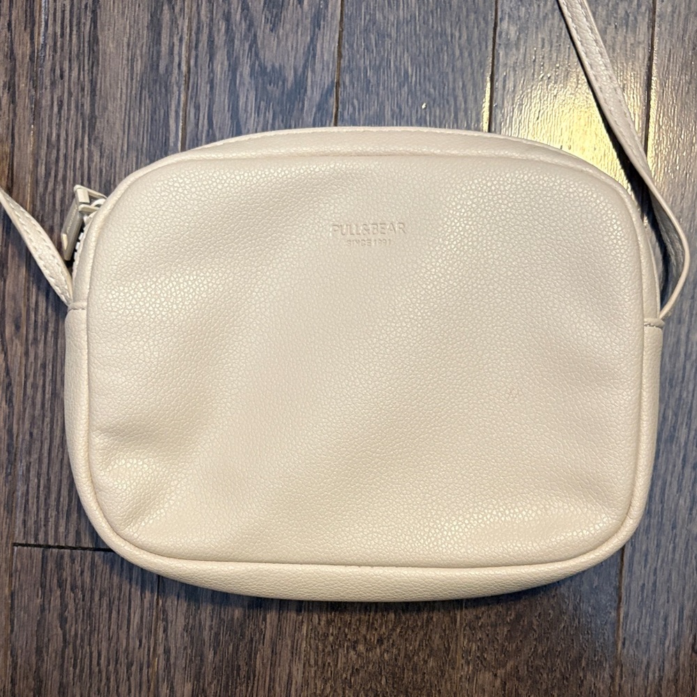 Pull&Bear Off-White Crossbody Bag